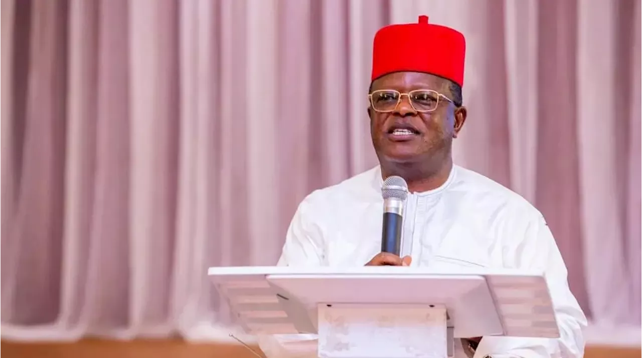 Umahi threatens to revoke Benin-Sapele-Ologbo road contract over shoddy job