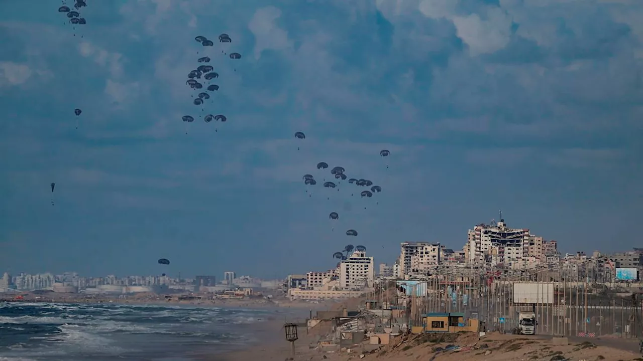 Fallschirm-Defekt: Fünf Menschen offenbar von Gaza-Hilfslieferung erschlagen