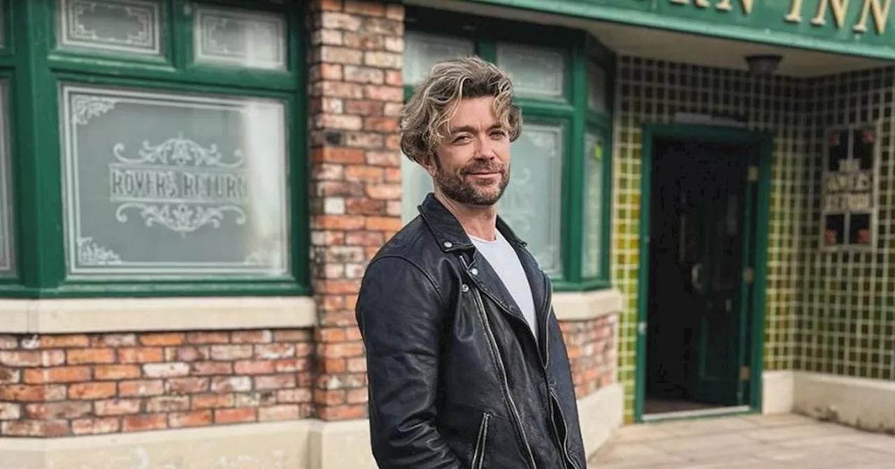 Corrie actors 'so excited' as famous star joins the cast