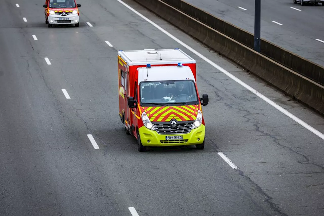 Heurté par une voiture, un adolescent dans un état grave