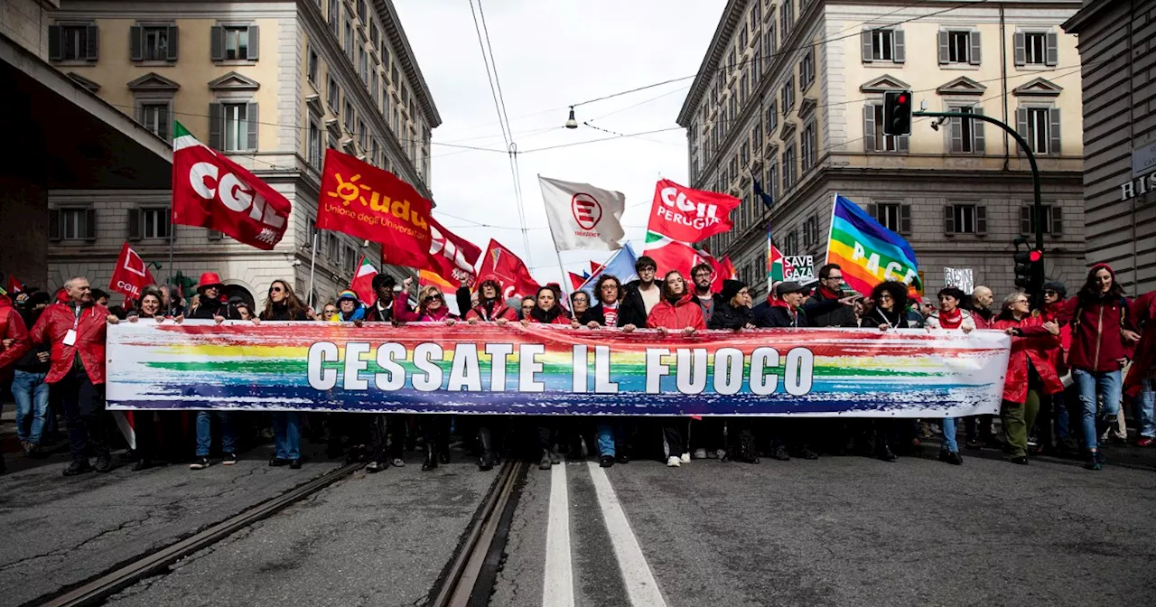 Manifestazione per la pace a Roma: “30mila persone in piazza”