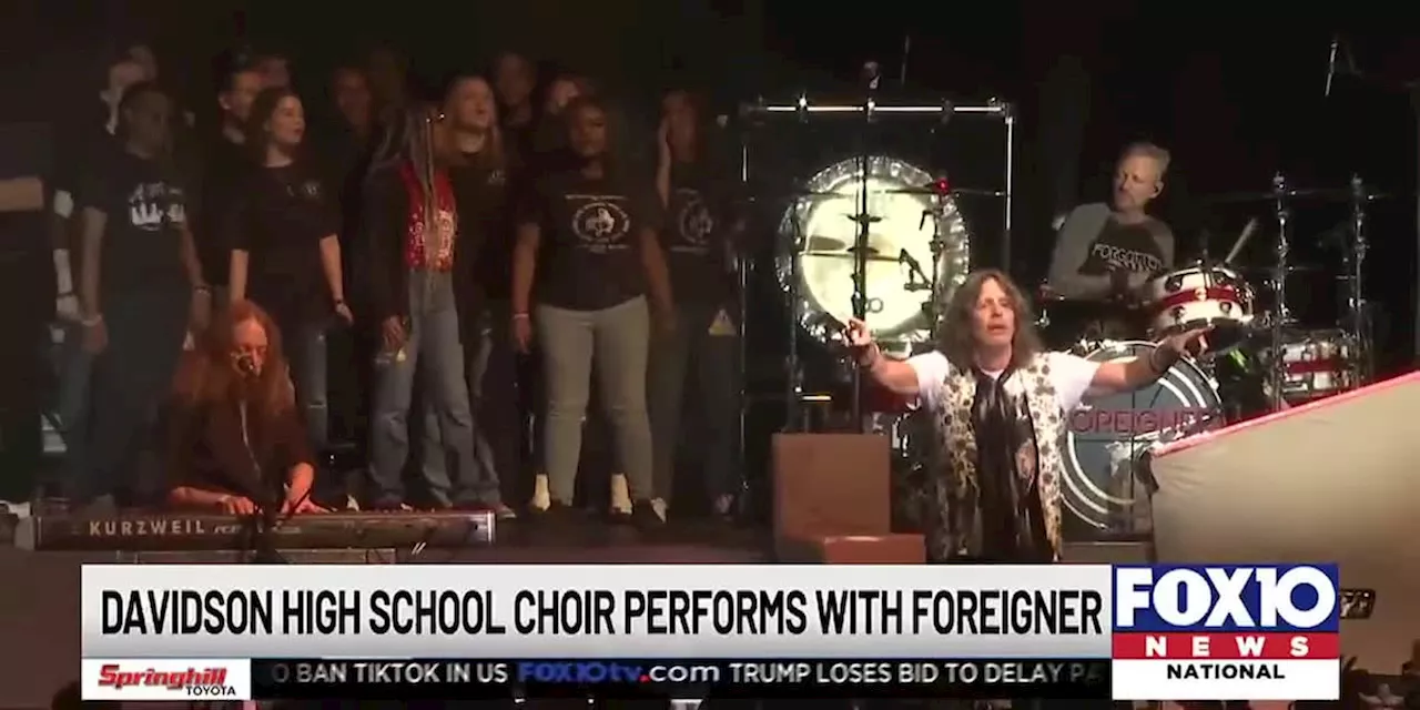 Davidson High School Choir takes stage with legendary rockers Foreigner