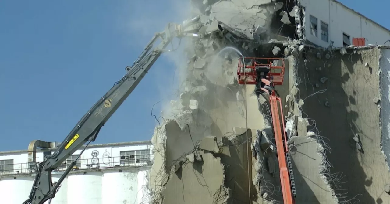 Demolition of iconic Ogden grain elevators begins