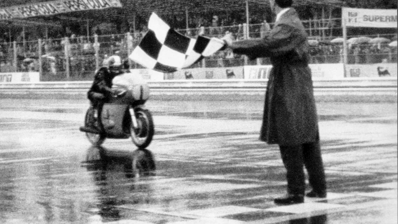 Il Motomondiale fa 75 anni: gli inizi, gli eroi e quell'Italia protagonista