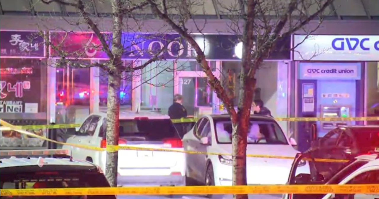 Surrey jewelry store robbery that left man with multiple gunshot injuries yields 3 arrests