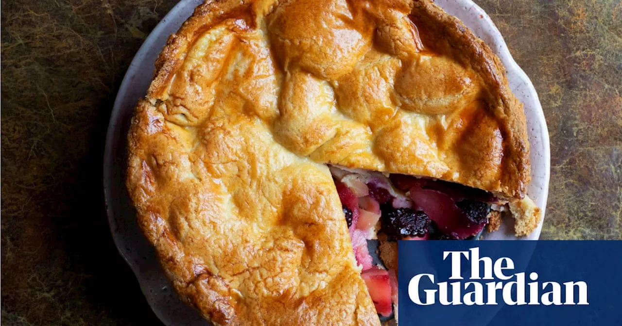 Apples in Season: Try Nigel Slater’s Apple and Blackberry Pie