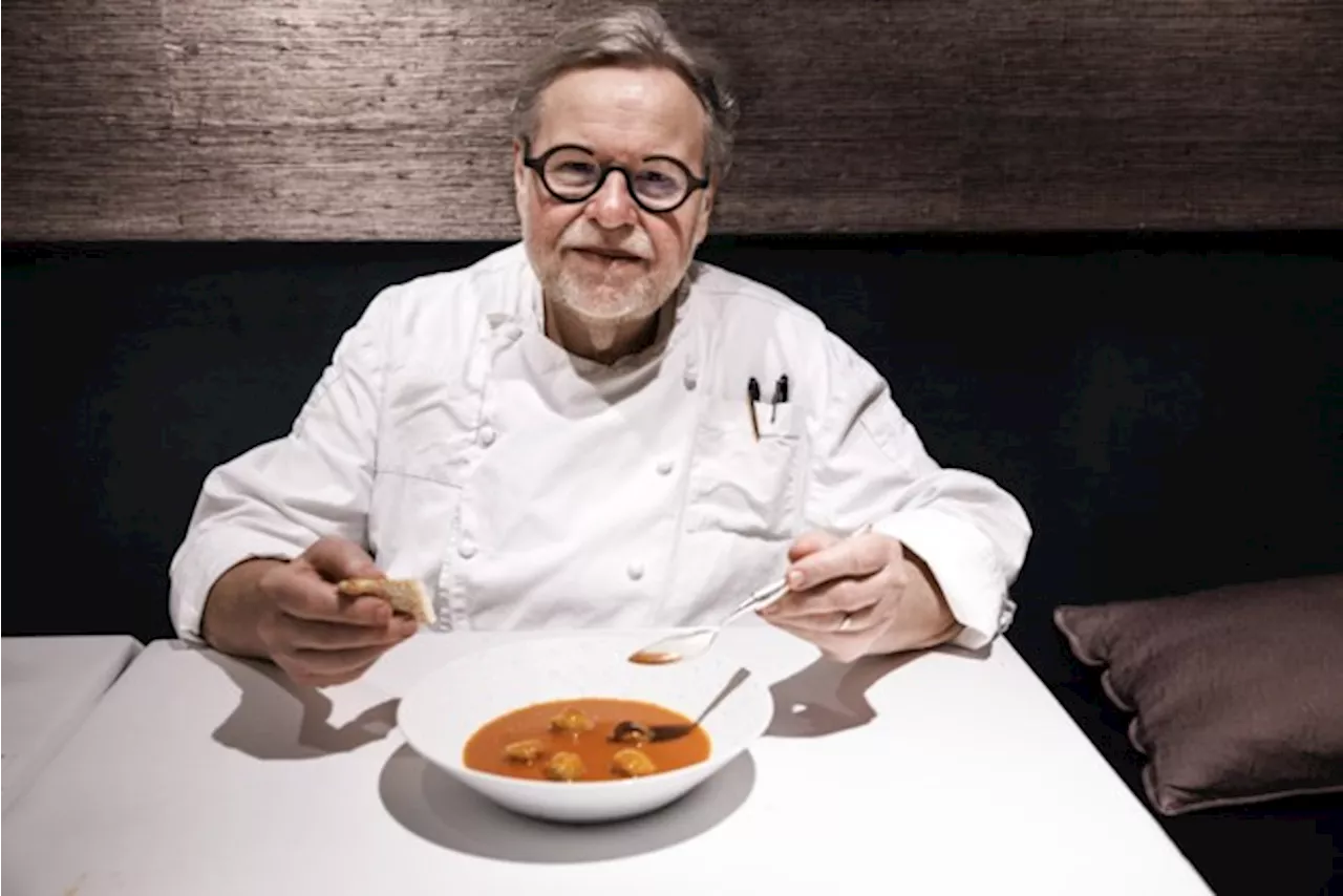 DE GROTE TEST. Sterrenchef Geert Van Hecke test tien keer verse tomatensoep met balletjes: “Amper vijf balletj