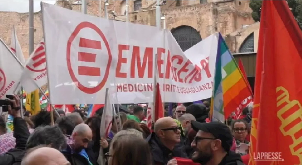 In migliaia per la pace a Roma, Emergency: «A Gaza cose mai viste prima»