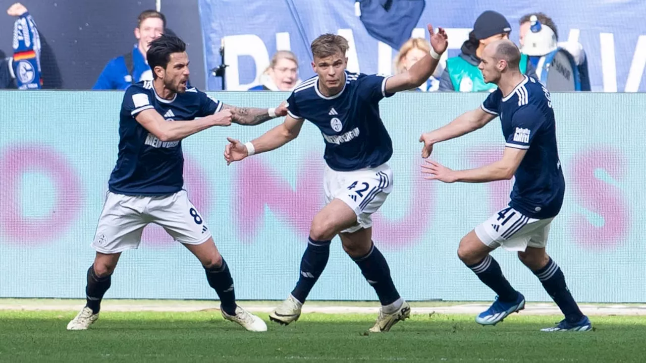 3:3: Topp rettet Schalke einen Punkt gegen Paderborn