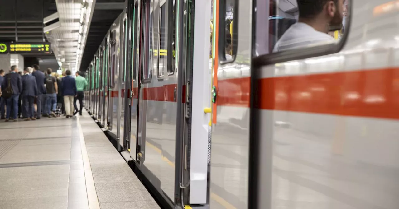 12-Jähriger geriet mit Bein zwischen Bahnsteig und fahrende U-Bahn