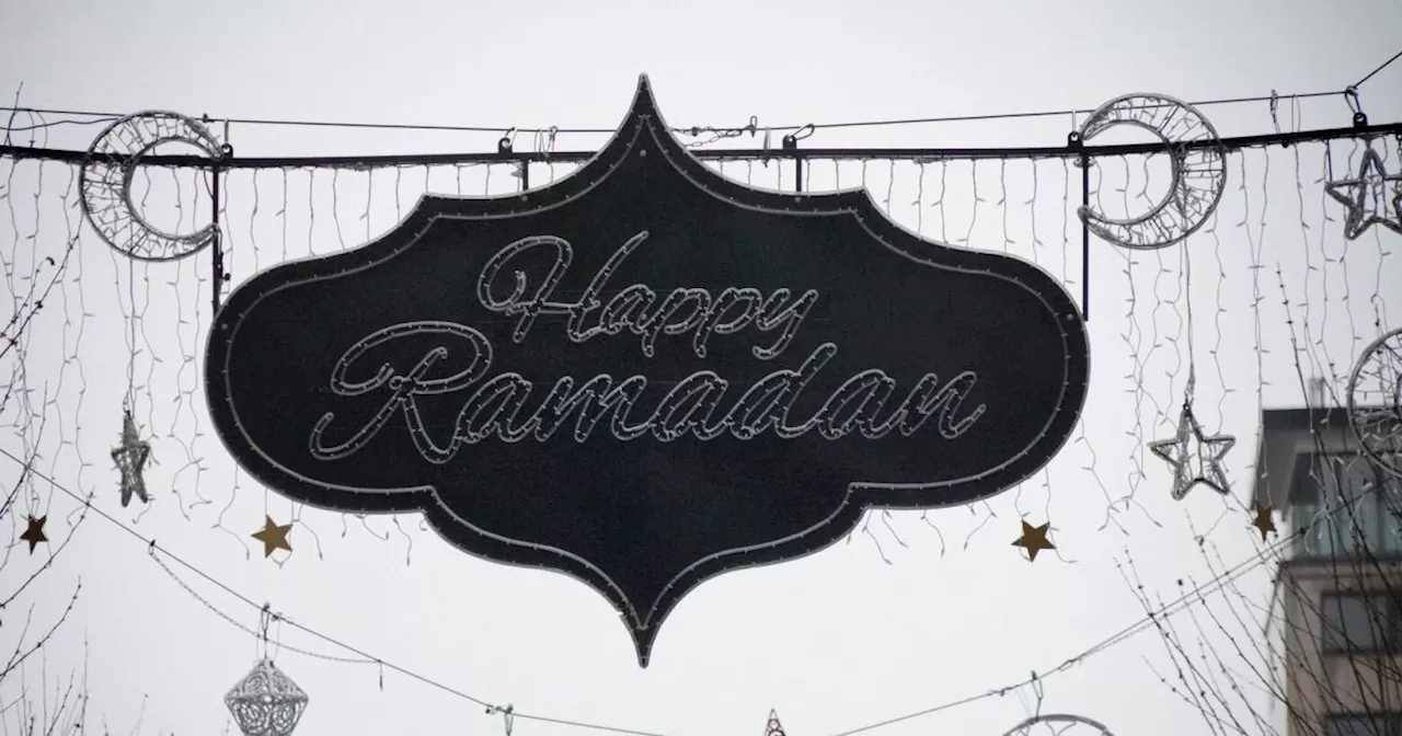 Debatte über öffentliche Ramadan-Deko jetzt auch in Österreich