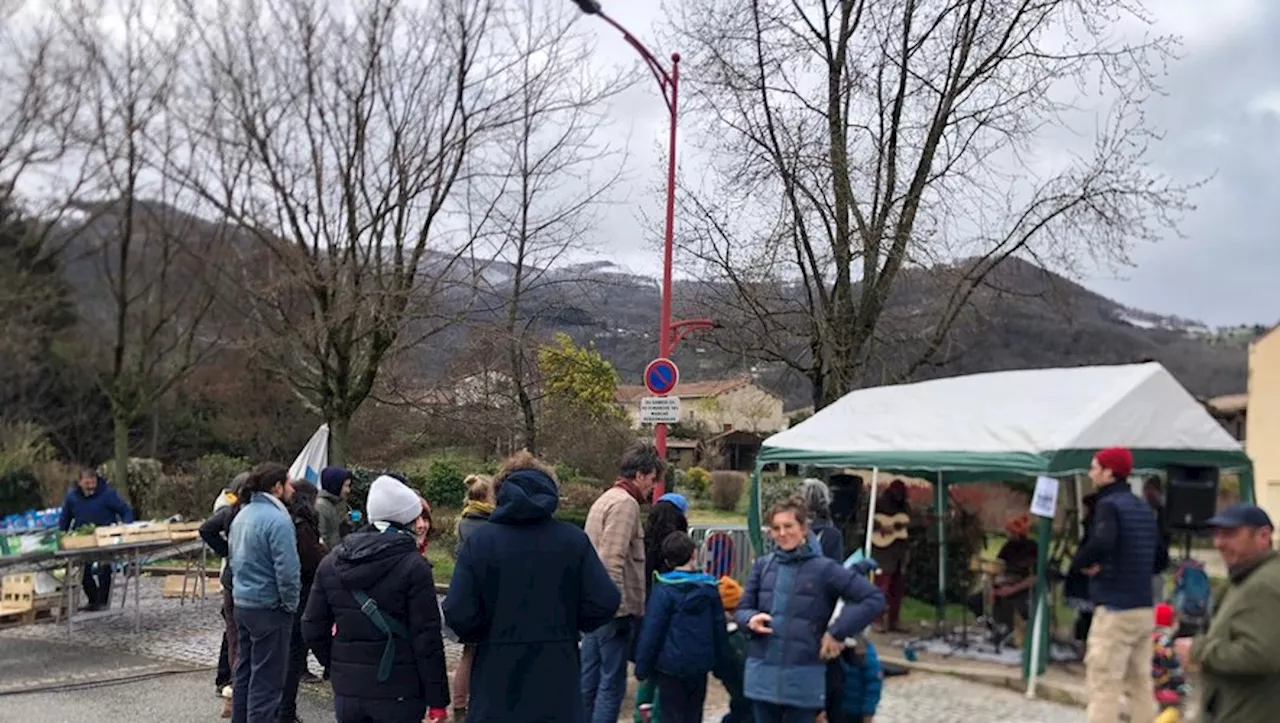 Montgailhard. Le café associatif 'Le P’tit Préau' a officiellement ouvert ses portes