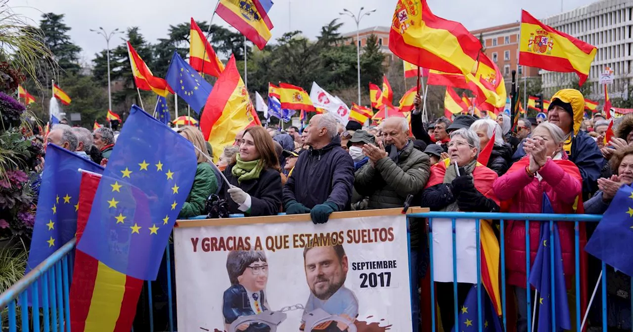 Manifestation à Madrid contre la loi d'amnistie pour les séparatistes catalans