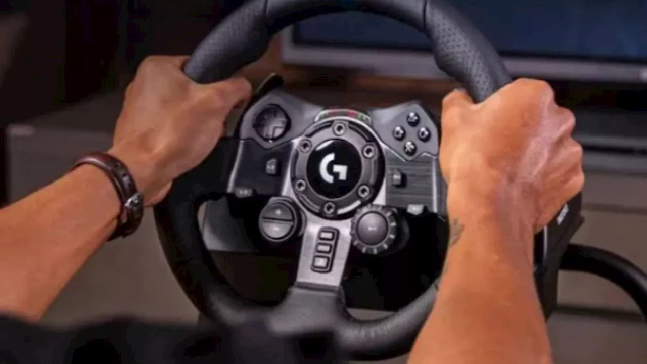 Cdiscount : renforcez les sensations de pilotage grâce à ce volant Logitech G923, à prix réduit