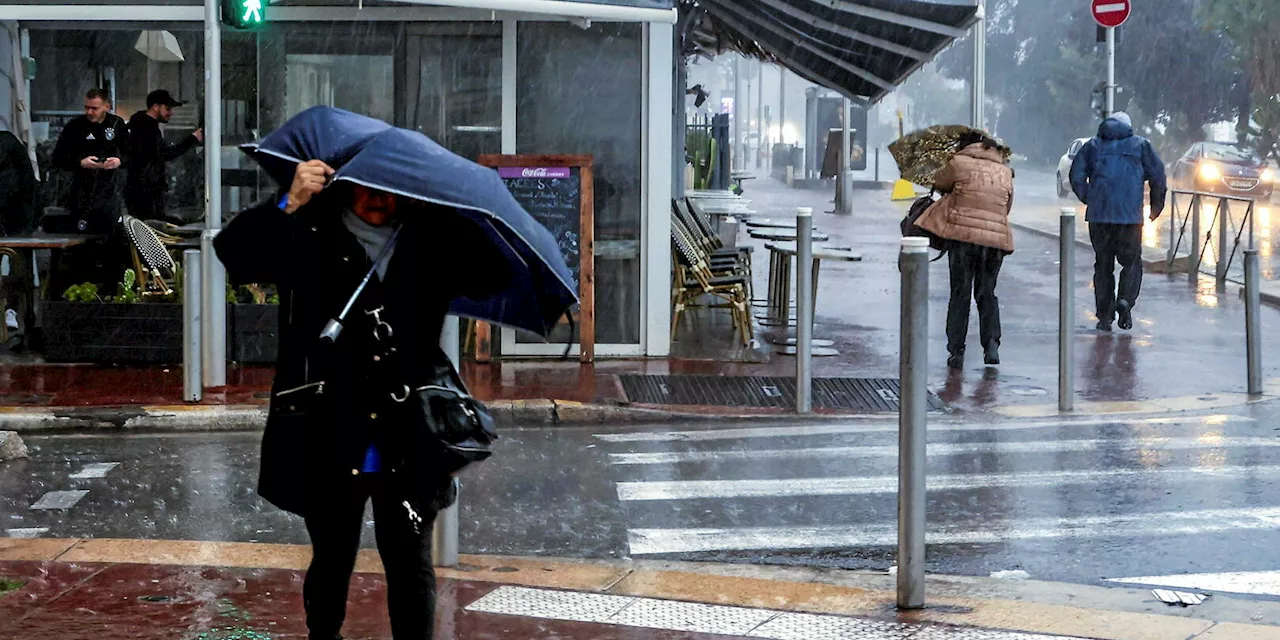 Météo : quatre départements en vigilance orange pour crues ou pluie-inondation