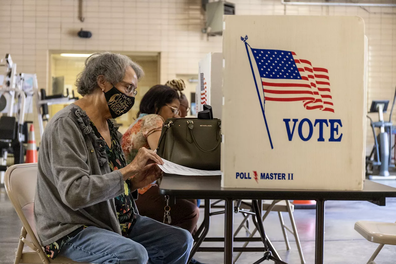 Early voting bill advances in Mississippi Senate