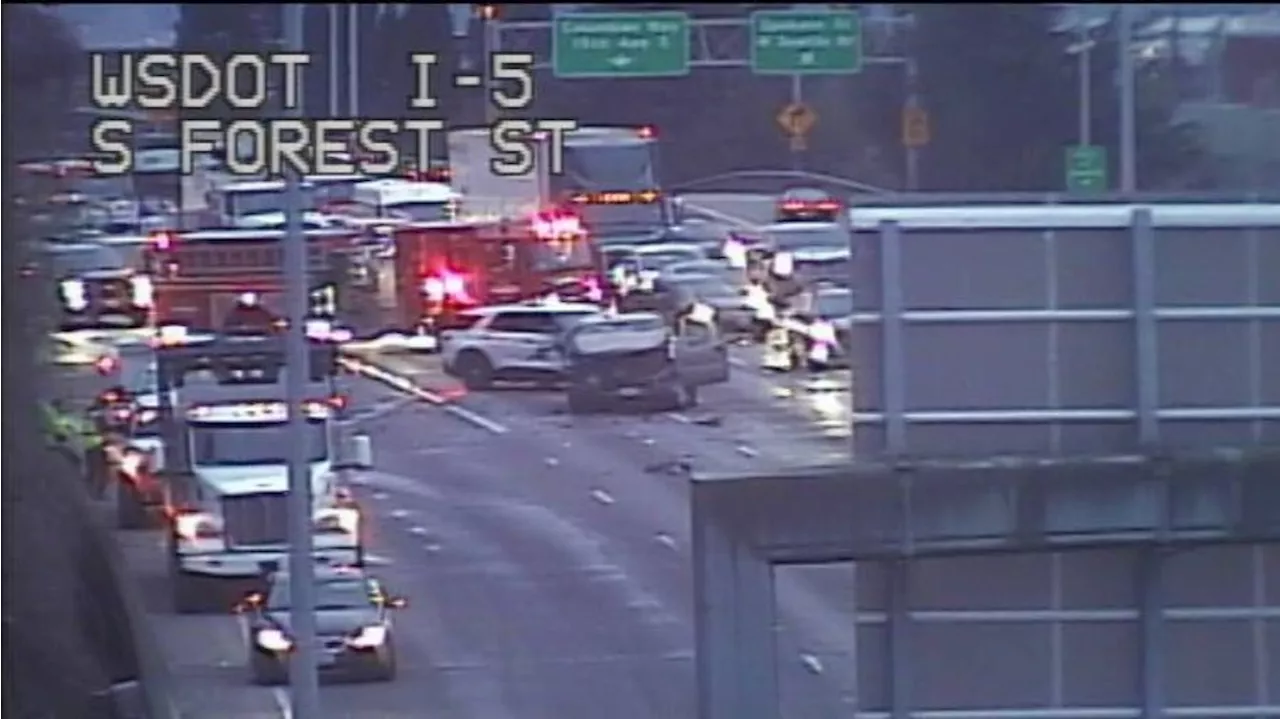 Lanes reopened on I-5 in Seattle after collision, delays mostly over