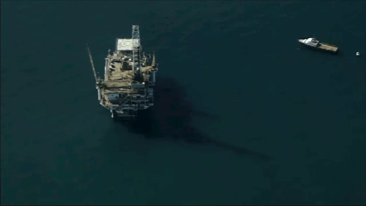 Oil spill off Huntington Beach coast being investigated