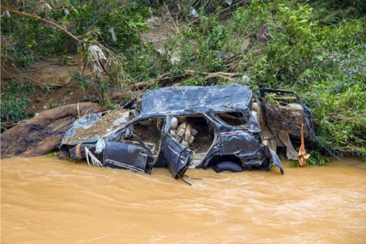 Al 18 doden en 5 vermisten door overstromingen in Indonesië