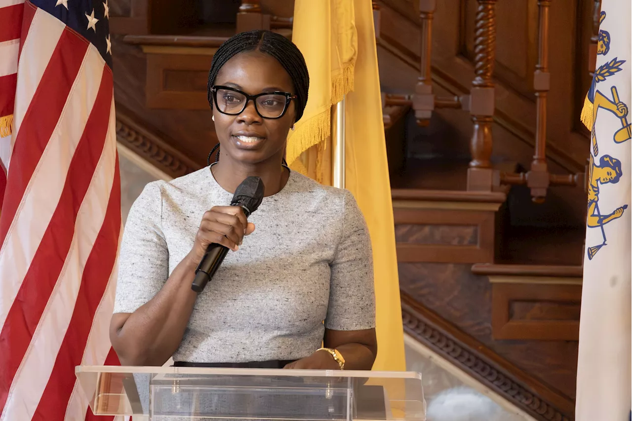 Newark First Lady launches financial freedom program for women