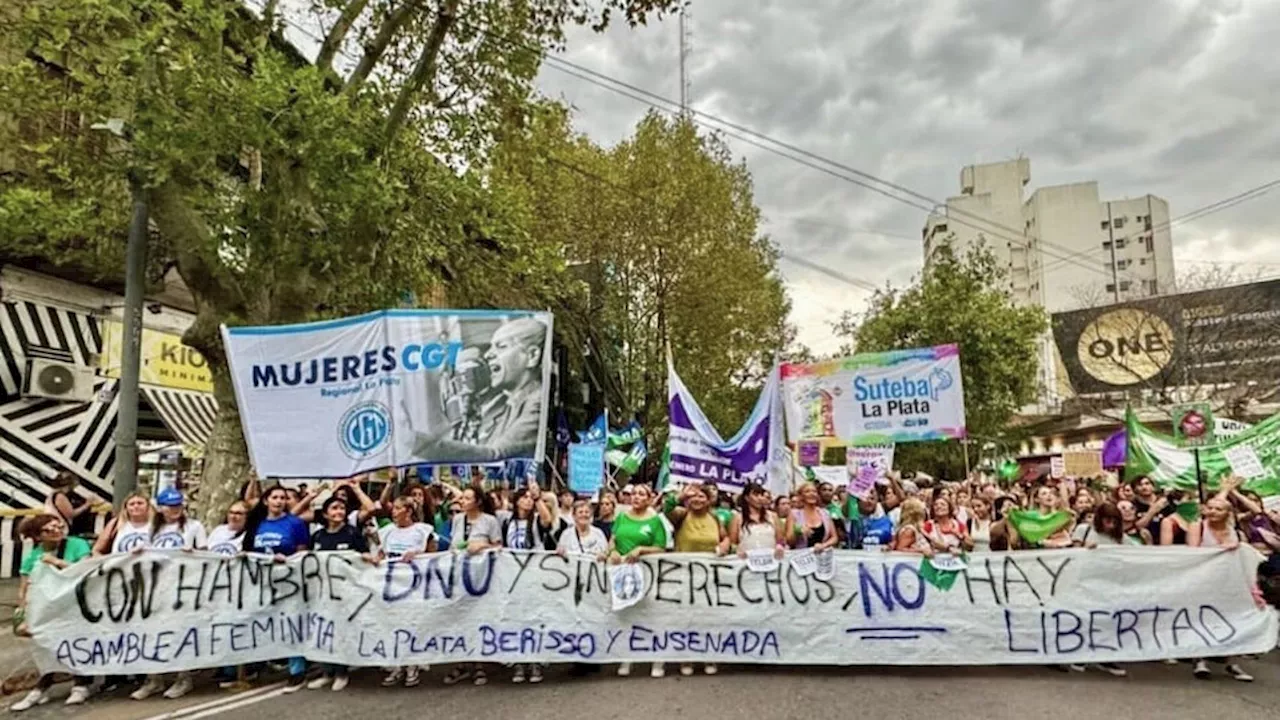 'La energía femenina genera una marea capaz de dar vuelta la historia'