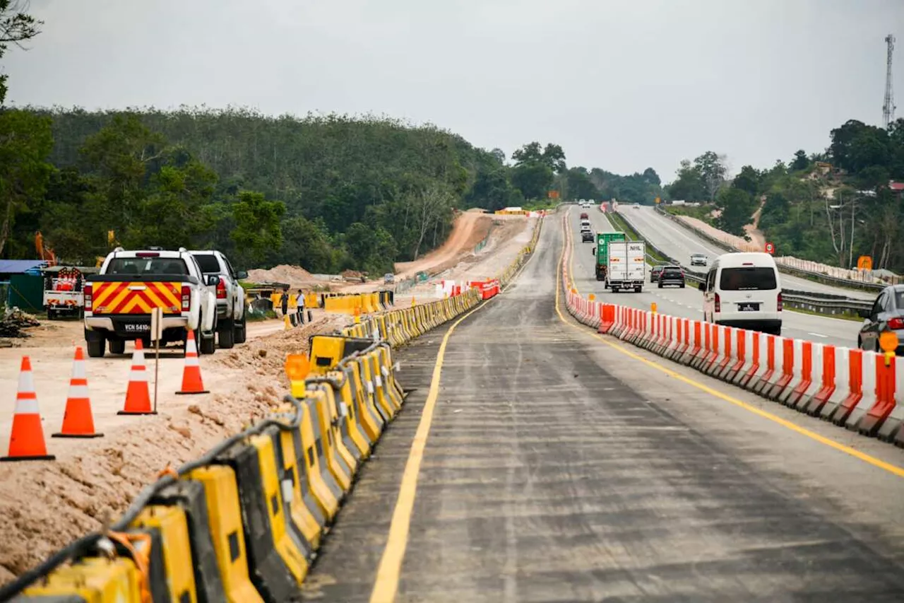 Works ministry to carry out flood mitigation works at 14 locations along East Coast Expressway Phase 1