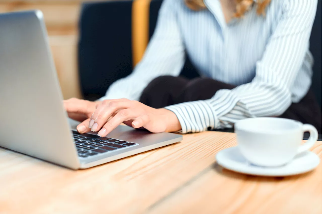How to work safely and securely in public spaces