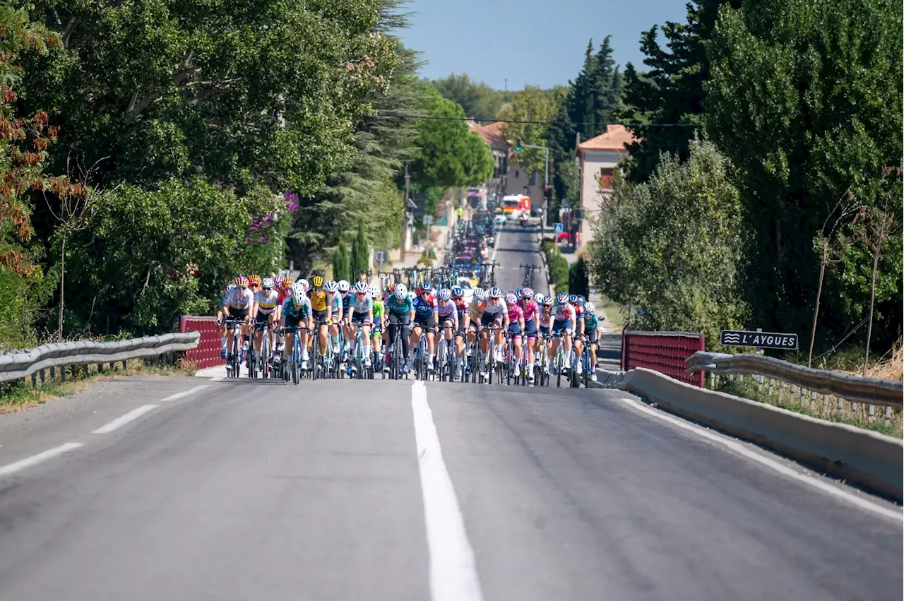 Despiporre con el abandono de 130 ciclistas tras anunciarse un control antidopaje: 'Se acordaron de que...