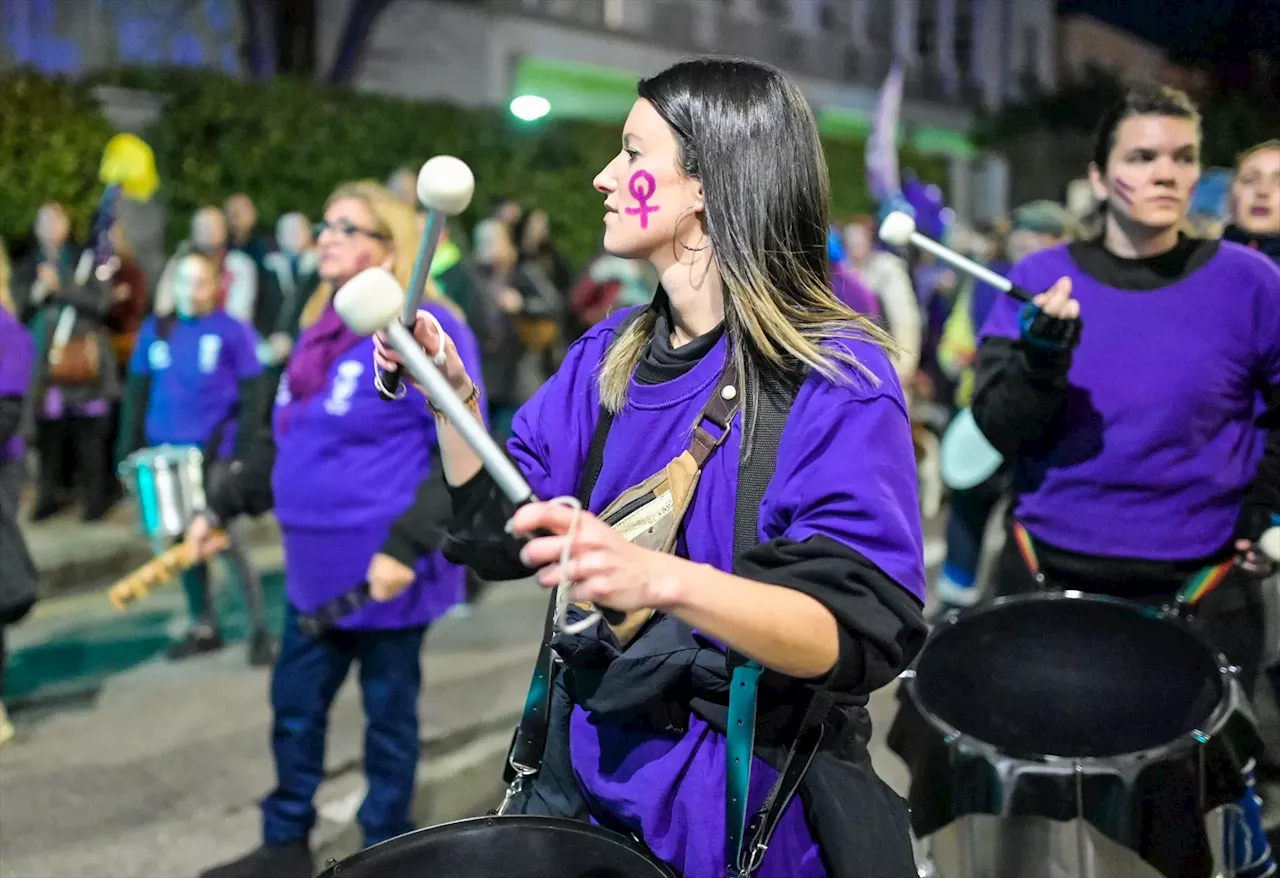 Público utilizará el femenino plural para las profesiones feminizadas