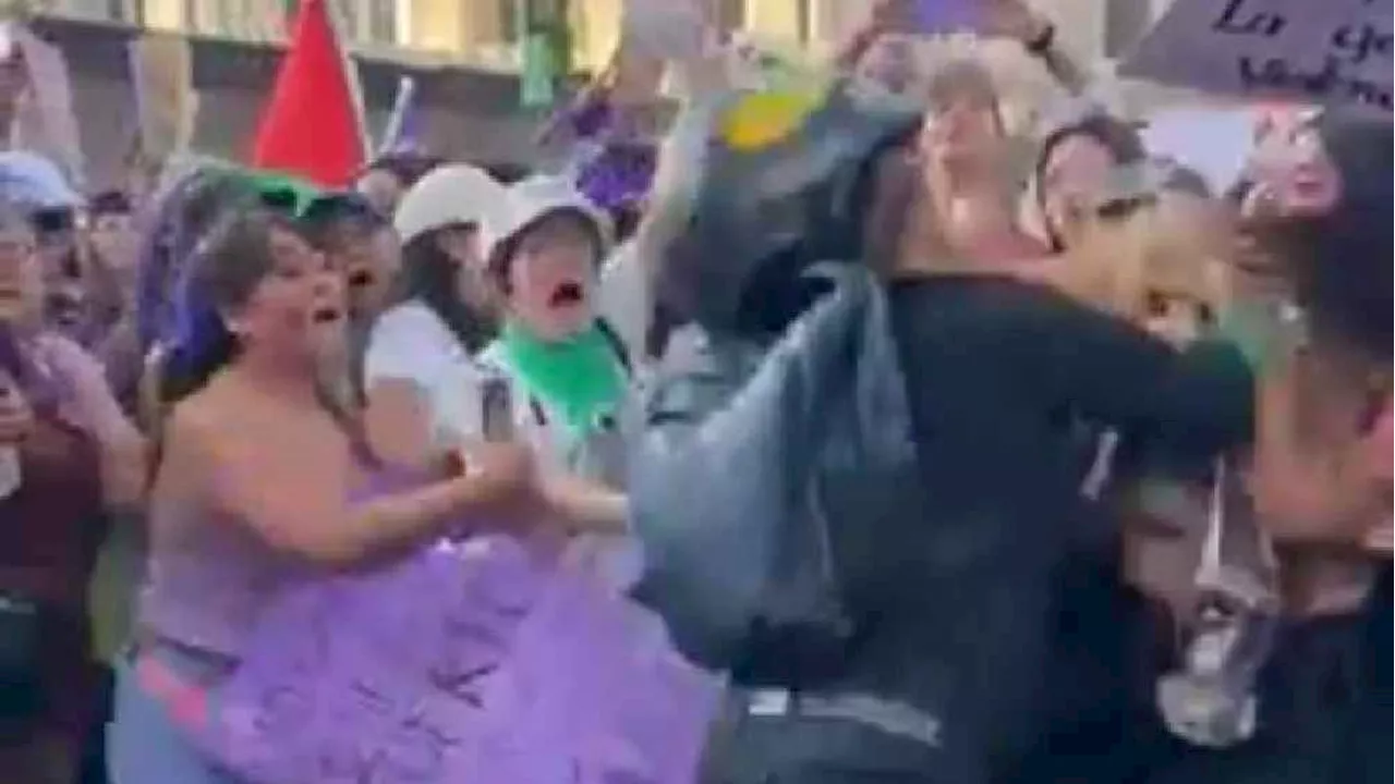 Joven es detenido por agredir mujeres en la marcha del 8 de Marzo en la CDMX