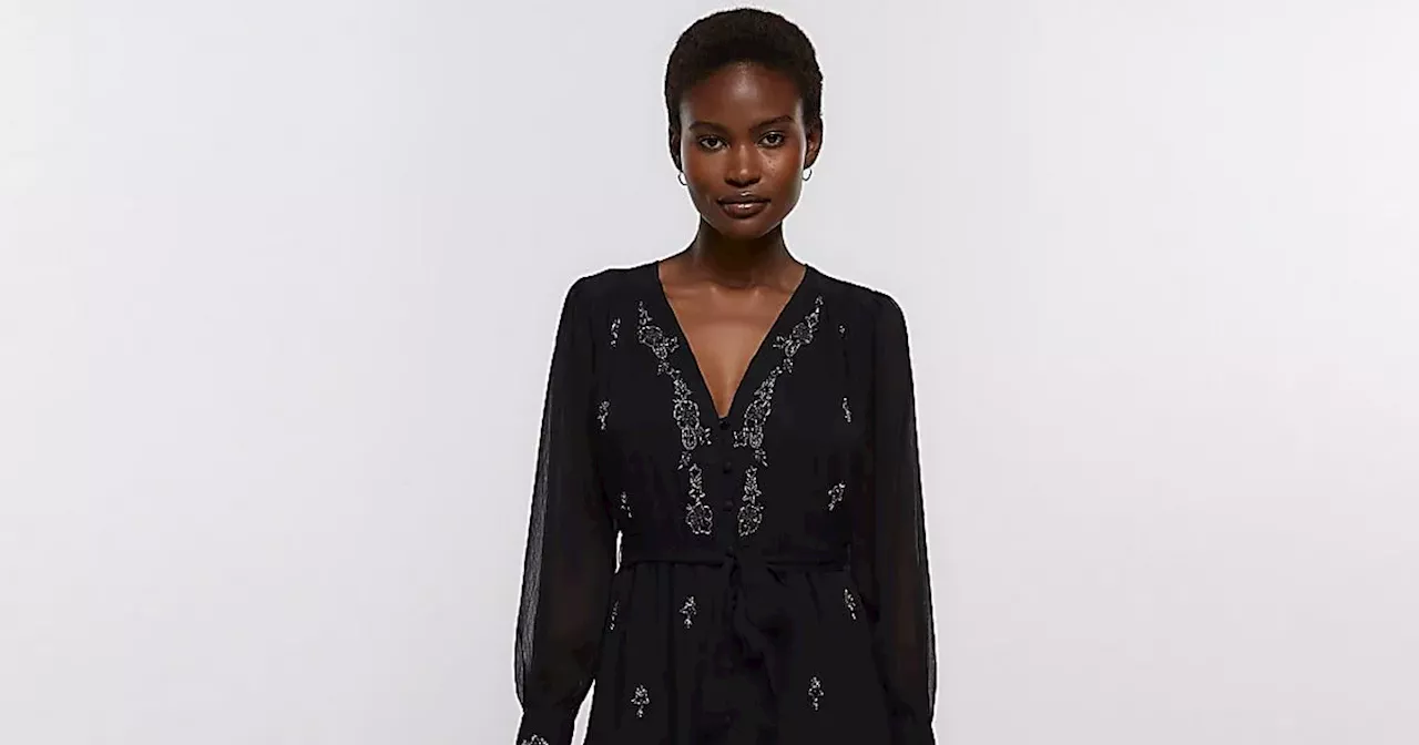 River Island slashes €65 off fabulous dress that will wow everyone this year