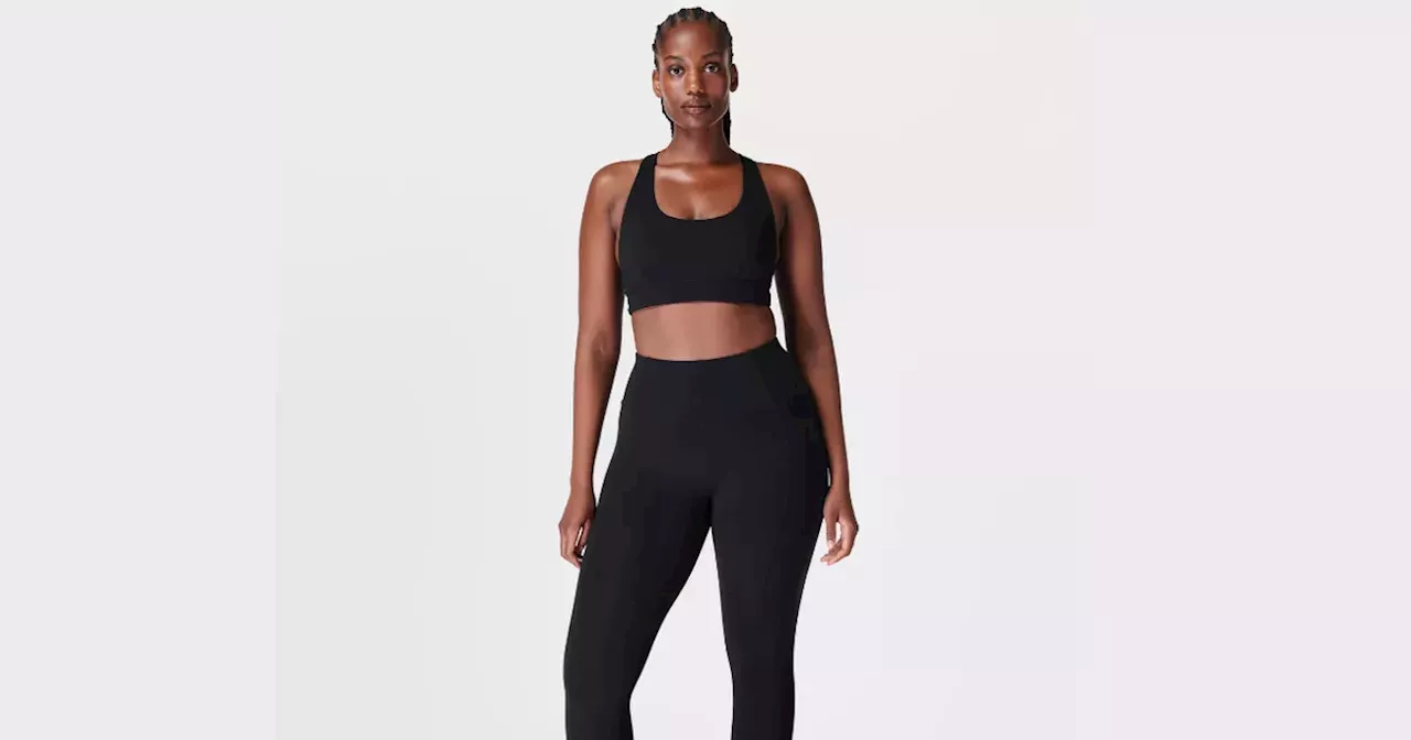 Shoppers blown away by ‘super soft’ black leggings that feature pockets