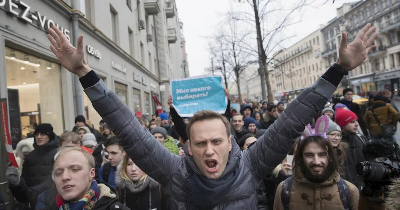 Who are the Russian dissidents still serving time after Alexei Navalny died behind bars?