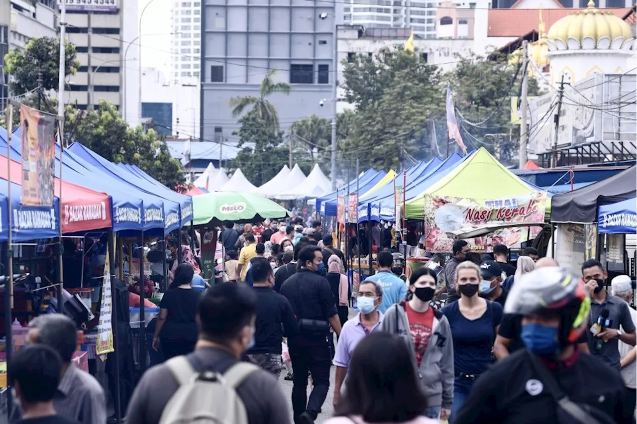 Some 1,000 health ministry officers to monitor Ramadan Bazaars