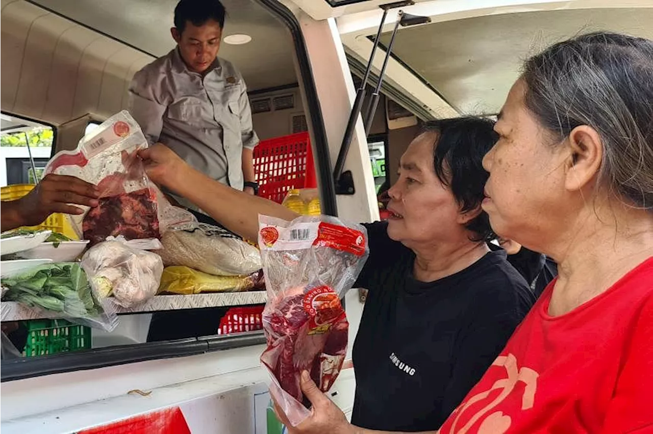 Indonesians seek out cheaper food ahead of Ramadan as prices surge