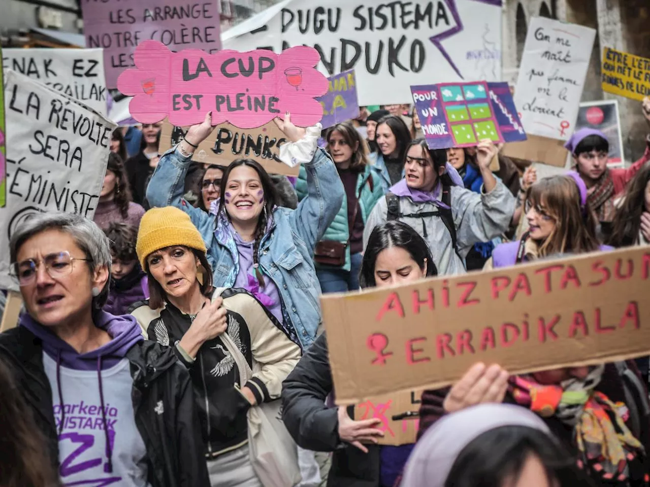 Bayonne : 700 personnes sur le pavé pour défendre les droits des femmes