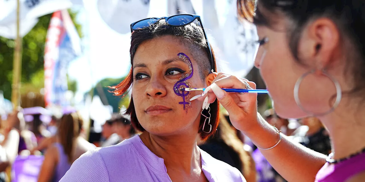 Feministischer Kampftag in Argentinien: „Vor Milei haben wir keine Angst“