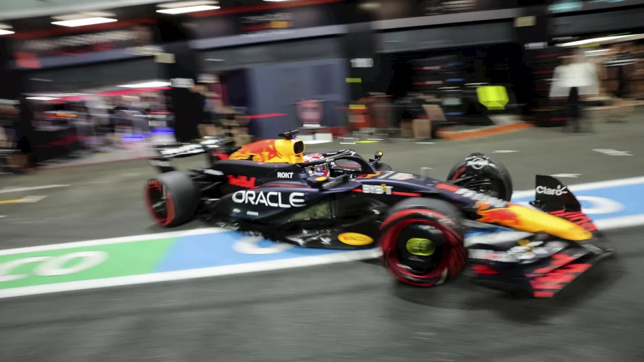 Verstappen in pole a Jeddah, Leclerc è 2°: il 18enne Bearman sostituisce Sainz e parte 11°