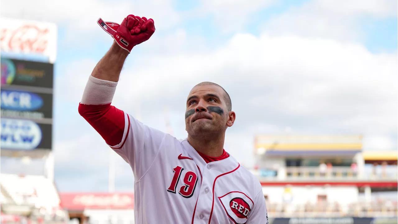 Votto joins Blue Jays as non-roster invite