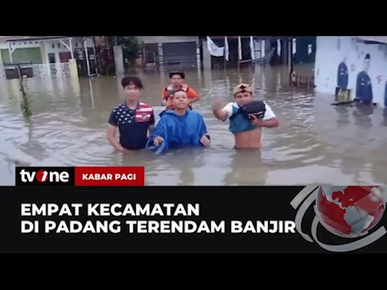 Ribuan Rumah Terendam Banjir, Warga Padang Terpaksa Mengungsi