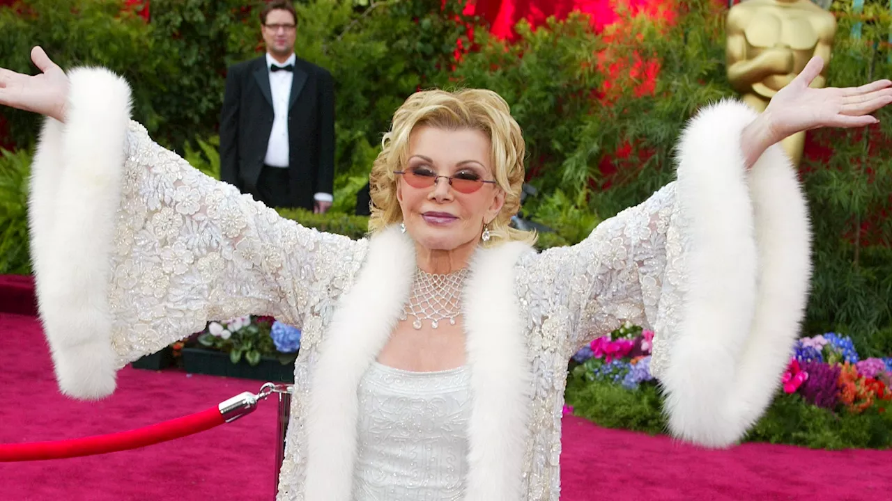 I Miss Joan Rivers—and Her Glamorous Style—on the Oscars Red Carpet