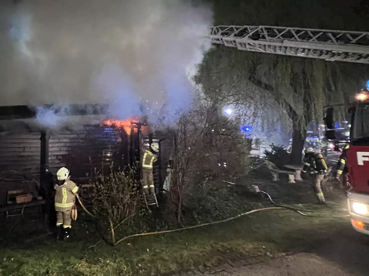 Hausbrand in Hard - Sohn rettet Vater vor den Flammen