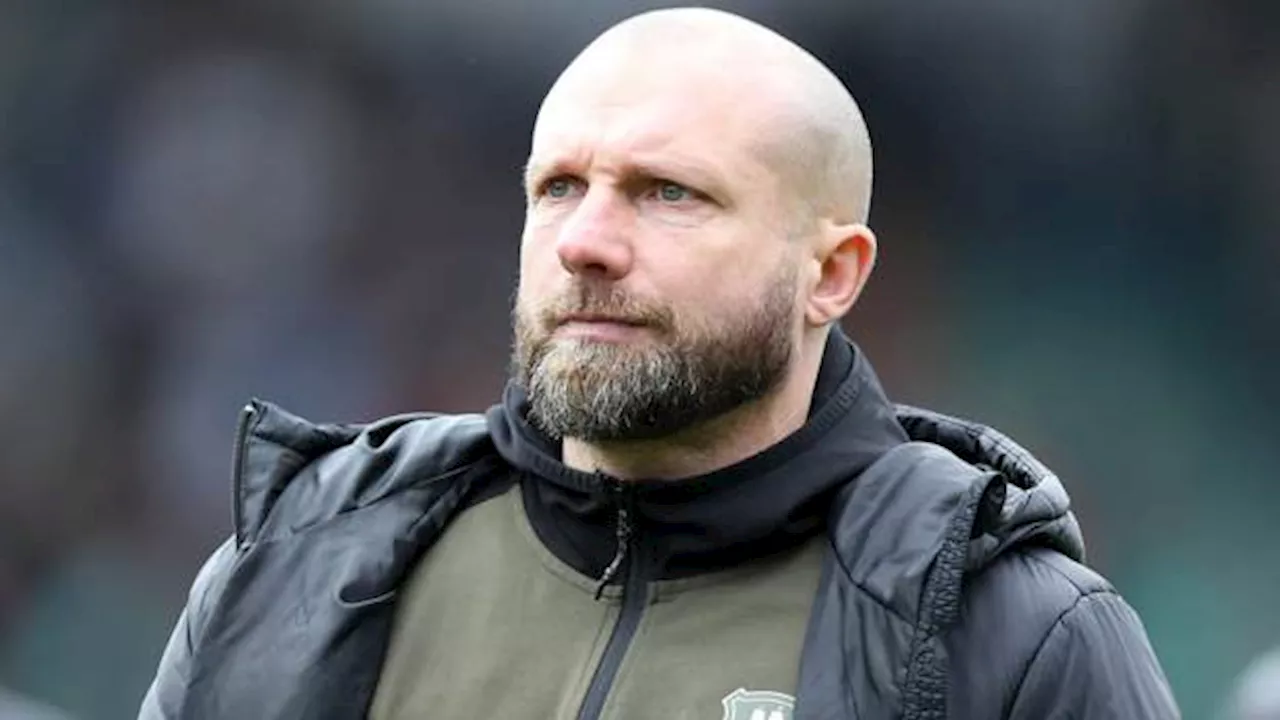 Plymouth Argyle sack head coach Foster