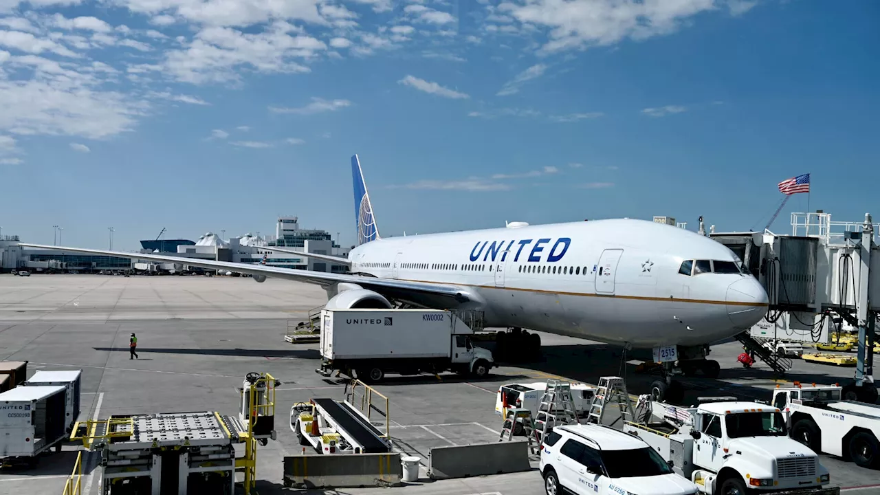 Les toilettes débordent: un Boeing de United Airlines contraint de faire demi-tour