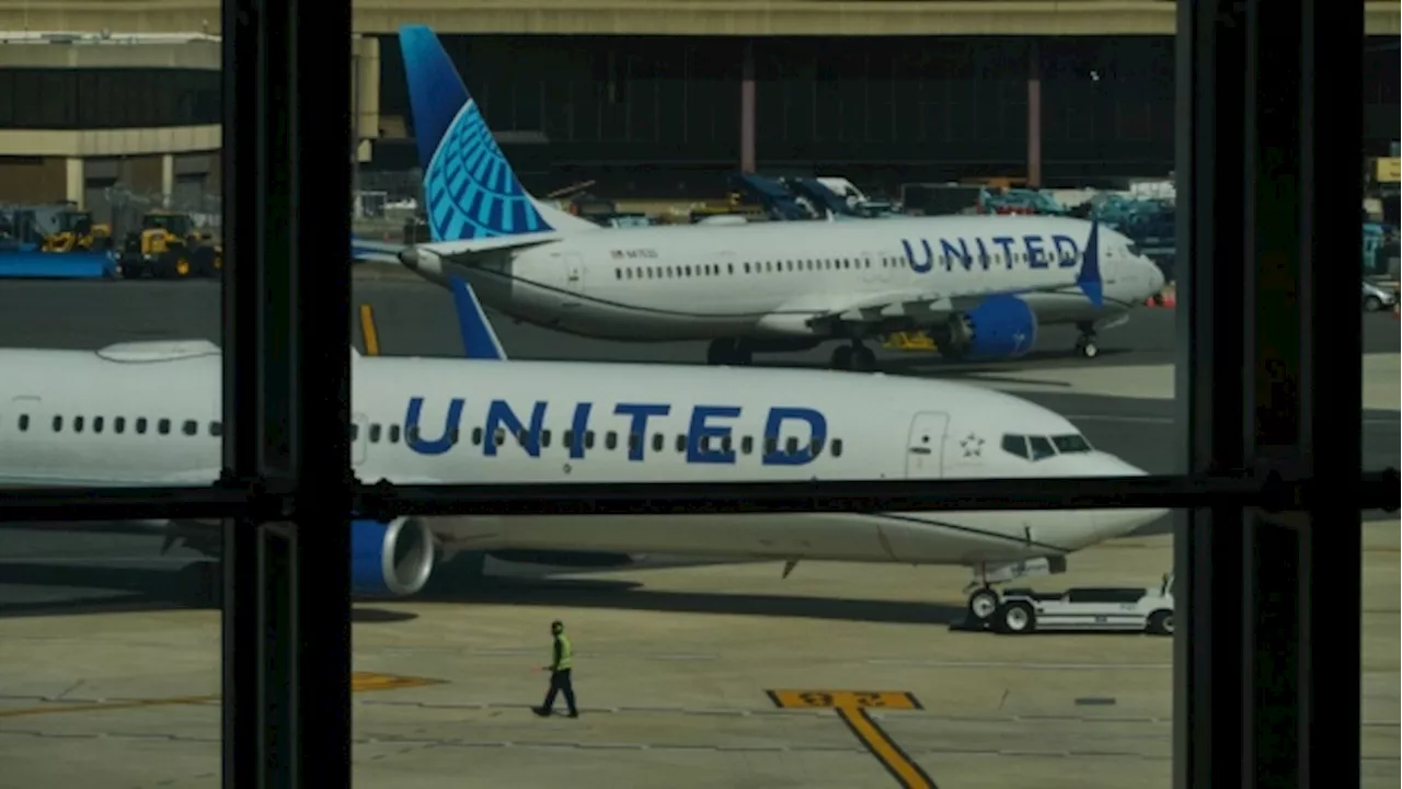 United Air Asks Pilots to Take Unpaid Leave Due to Boeing Delays