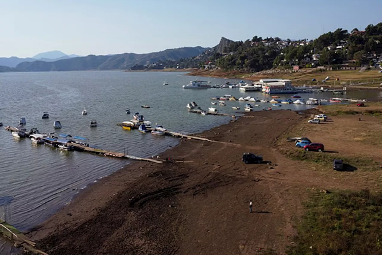 Eight Chinese migrants found dead on Mexican beach