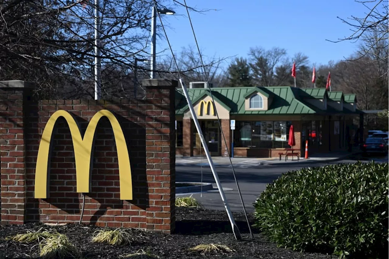 California fast food workers get $20 hourly minimum