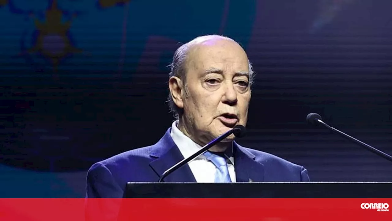 Pinto da Costa diz que 'a arbitragem mudou' com o aparecimento da candidatura de Villas-Boas