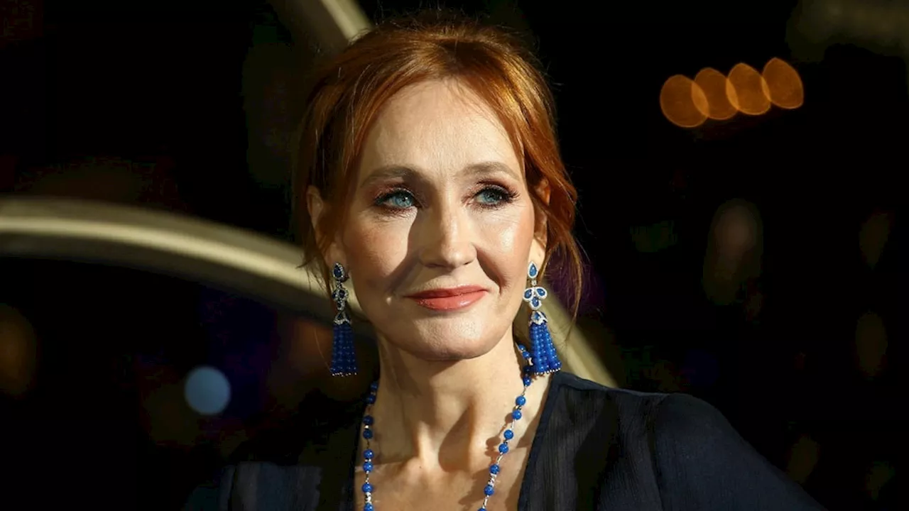 J.K. Rowling utmanar polisen att gripa henne för hatbrott