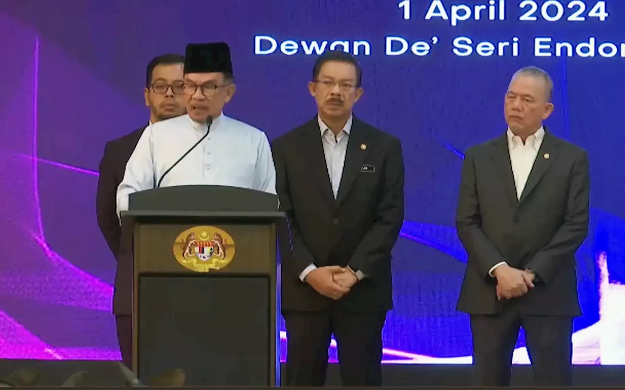 Anwar announces RM500 Aidilfitri aid for civil servants